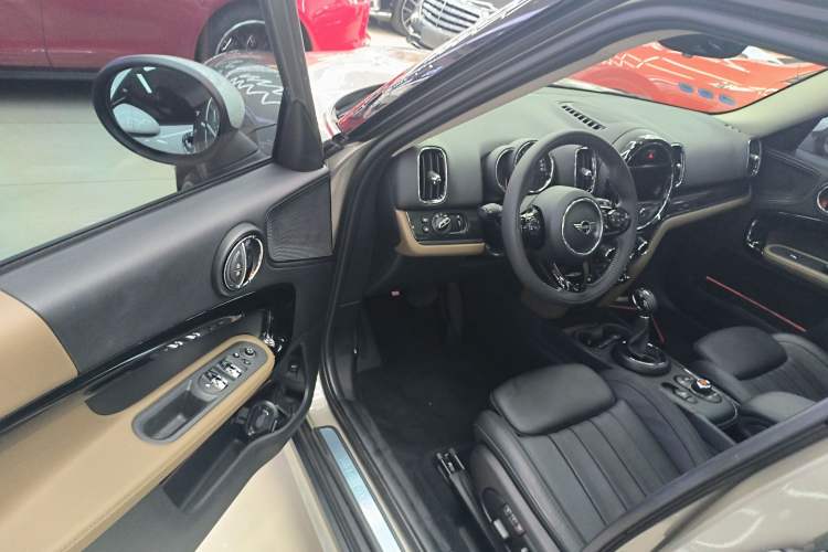 Used MINI Countryman 2018 2.0T COOPER S ALL4 Artist Driver Seat