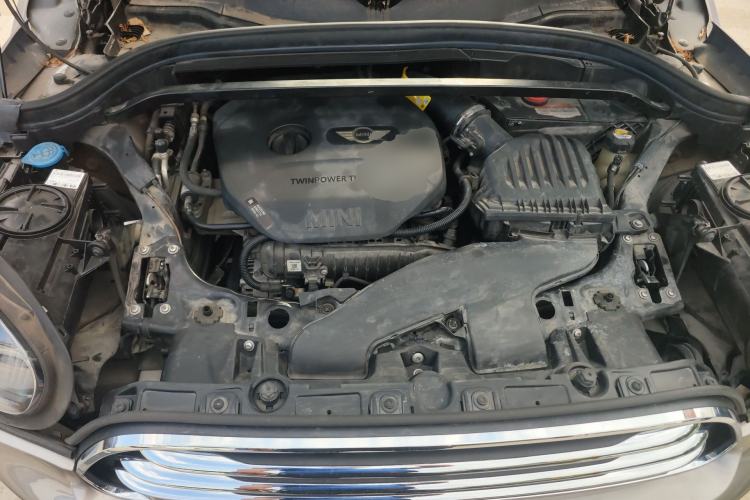 Used MINI Countryman 2018 1.5T COOPER ALL4 Artist Engine Bay
