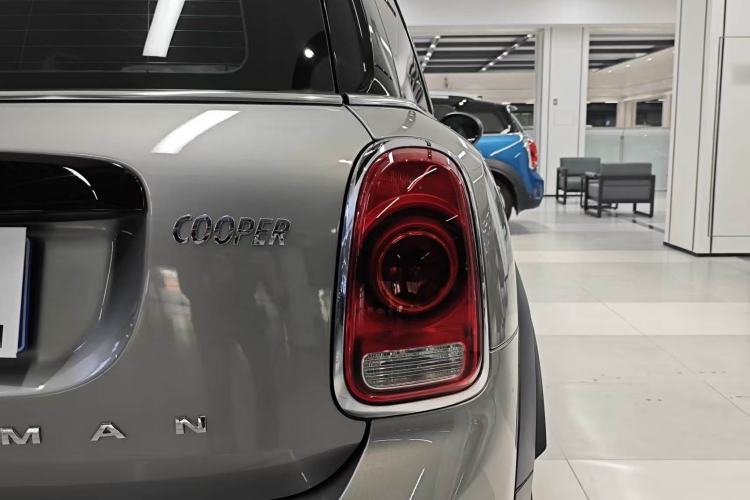 Used MINI Countryman 2018 1.5T COOPER ALL4 Classic Edition Exterior 6