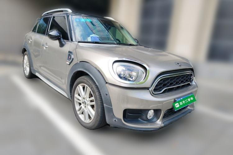 Used MINI Countryman 2018 2.0T COOPER S ALL4 Classic Edition Front Right 45 Deg