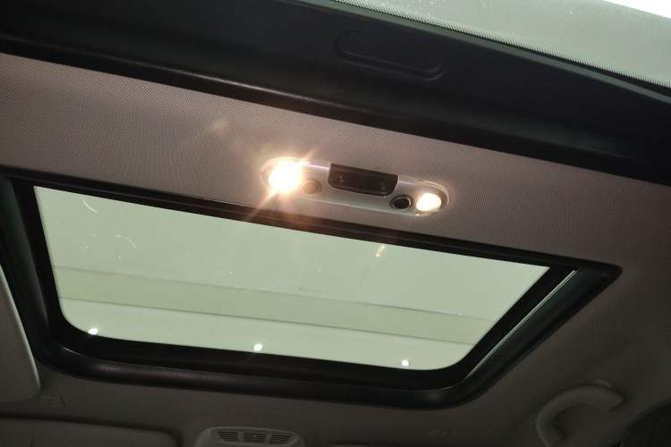 Used MINI Countryman 2018 1.5T COOPER ALL4 Classic Edition Headliner