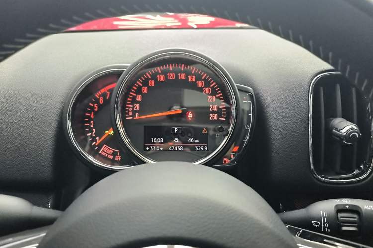 Used MINI Countryman 2018 2.0T COOPER S ALL4 Artist Instrument Cluster