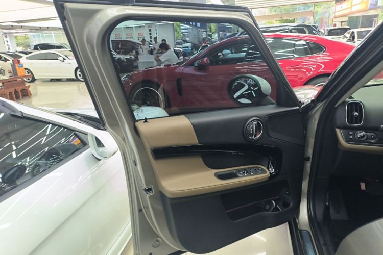 Used MINI Countryman 2018 2.0T COOPER S ALL4 Artist Left Front Door Interior
