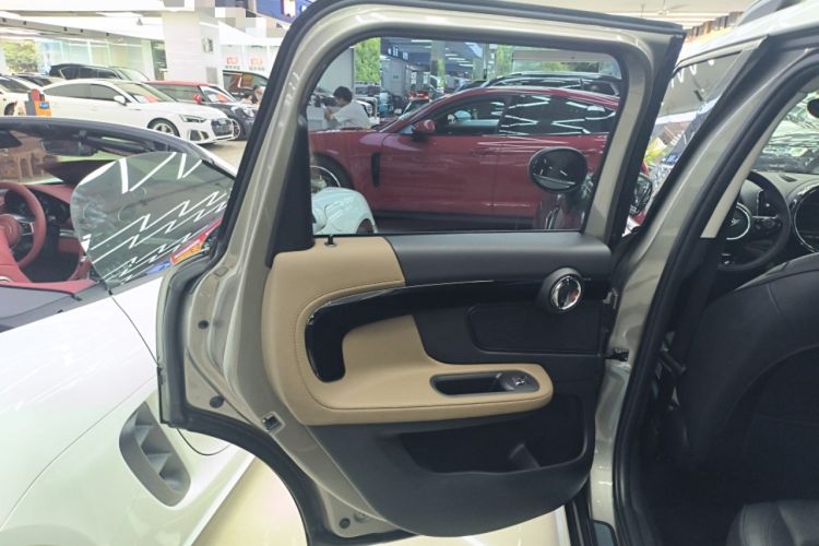 Used MINI Countryman 2018 2.0T COOPER S ALL4 Artist Left Rear Door Interior