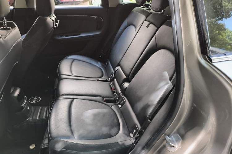Used MINI Countryman 2018 1.5T COOPER ALL4 Artist Left Rear Seat
