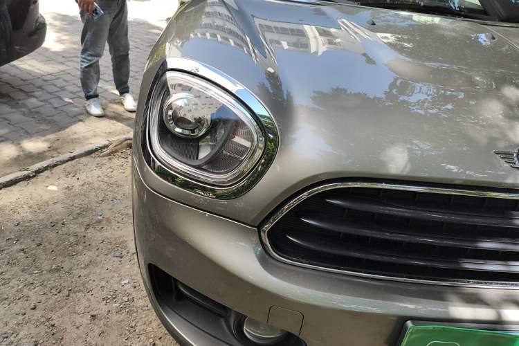 Used MINI Countryman 2018 1.5T COOPER ALL4 Artist Right Front Headlight