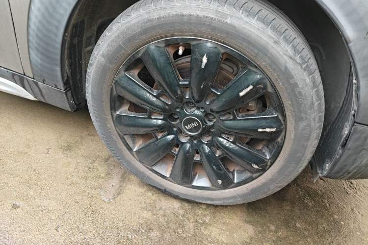 Used MINI Countryman 2018 1.5T COOPER ALL4 Artist Right Front Wheel Hub