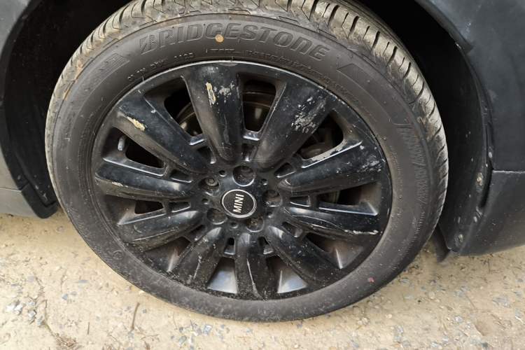 Used MINI Countryman 2018 1.5T COOPER ALL4 Artist Right Front Wheel Hub