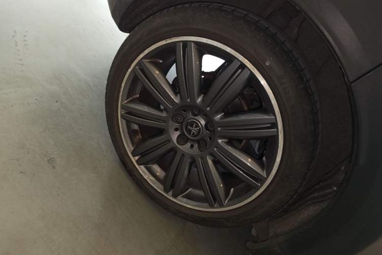 Used MINI Countryman 2018 2.0T COOPER S ALL4 Artist Right Rear Wheel Hub