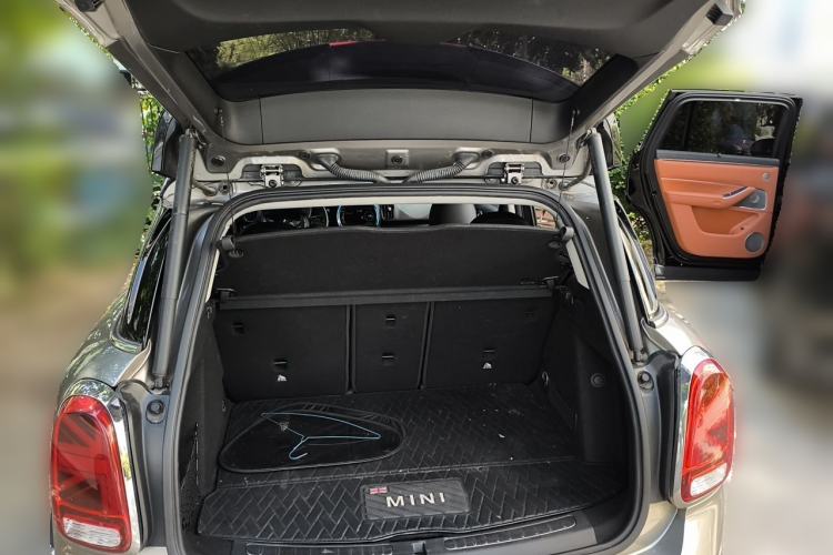 Used MINI Countryman 2018 1.5T COOPER ALL4 Artist Trunk