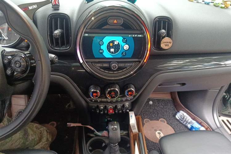 Used MINI Countryman 2018 2.0T COOPER S ALL4 Artist Audio And AC Panel
