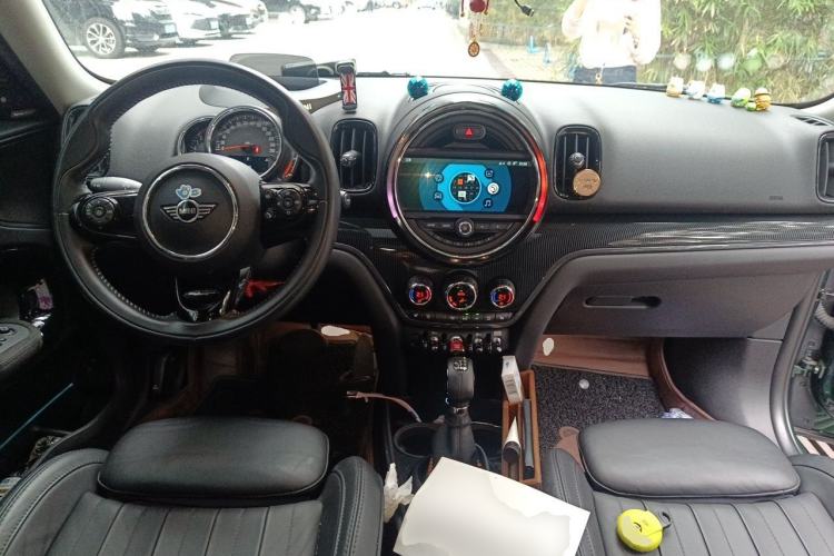 Used MINI Countryman 2018 2.0T COOPER S ALL4 Artist Center Console