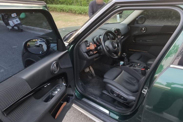 Used MINI Countryman 2018 1.5T COOPER ALL4 Classic Edition Driver Seat