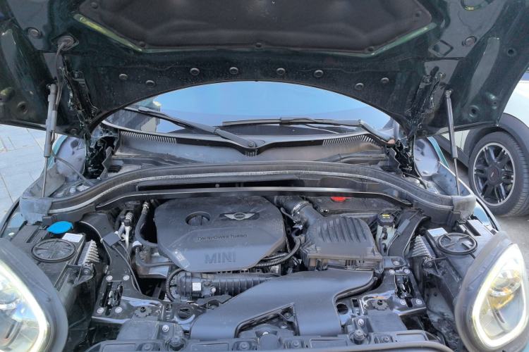 Used MINI Countryman 2018 1.5T COOPER ALL4 Classic Edition Engine Bay