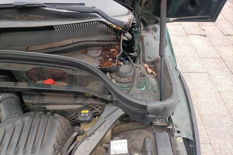 Used MINI Countryman 2018 1.5T COOPER Classic Edition Engine Bay Left