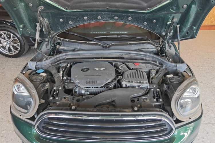 Used MINI Countryman 2018 1.5T COOPER ALL4 Classic Edition Engine Bay