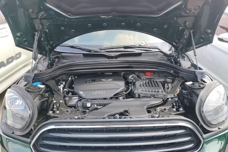 Used MINI Countryman 2018 1.5T COOPER ALL4 Classic Edition Engine Bay