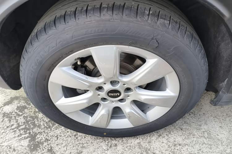 Used MINI Countryman 2018 1.5T COOPER ALL4 Classic Edition Exterior 5