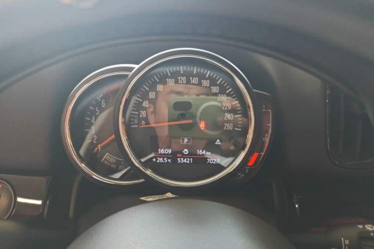Used MINI Countryman 2018 1.5T COOPER ALL4 Classic Edition Instrument Cluster