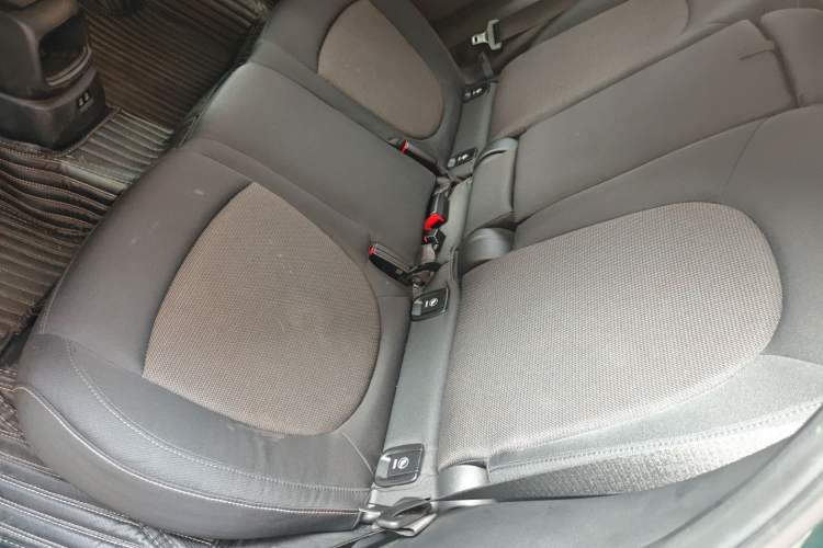 Used MINI Countryman 2018 1.5T COOPER Special Edition Interior 4