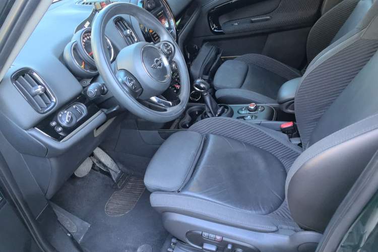 Used MINI Countryman 2018 1.5T COOPER ALL4 Classic Edition Left Front Seat