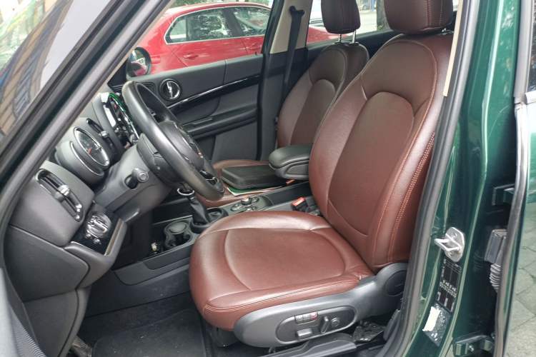 Used MINI Countryman 2018 1.5T COOPER Classic Edition Left Front Seat