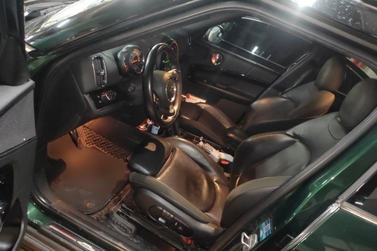 Used MINI Countryman 2018 1.5T COOPER ALL4 Racing Driver Left Front Seat