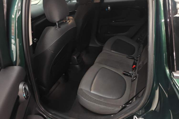 Used MINI Countryman 2018 1.5T COOPER ALL4 Classic Edition Left Rear Seat