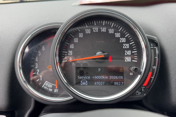 Used MINI Countryman 2018 1.5T COOPER ALL4 Racing Driver Odometer Close Up