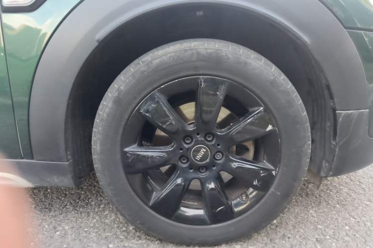 Used MINI Countryman 2018 1.5T COOPER ALL4 Classic Edition Right Front Wheel Hub