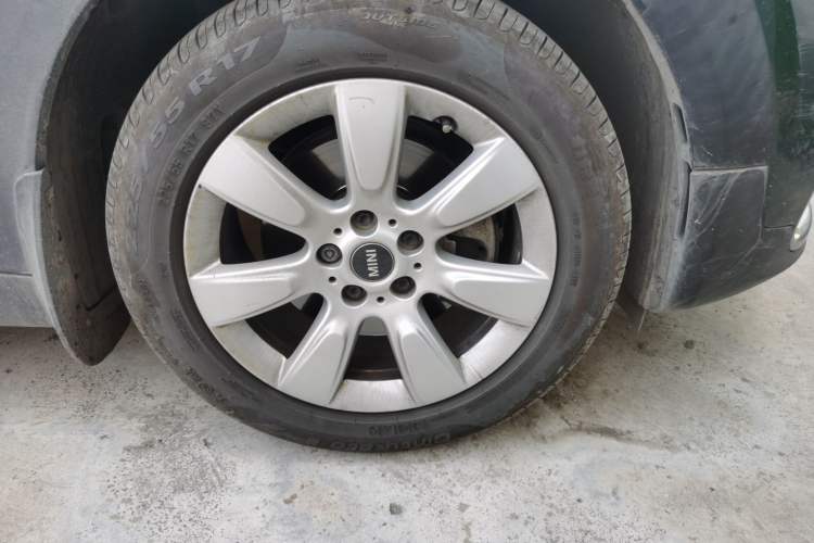 Used MINI Countryman 2018 1.5T COOPER ALL4 Classic Edition Right Front Wheel Hub