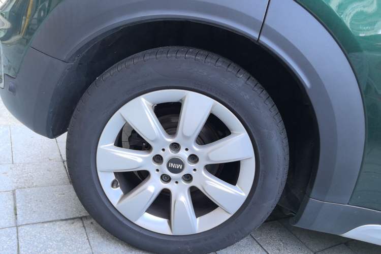 Used MINI Countryman 2018 1.5T COOPER ALL4 Classic Edition Right Rear Wheel Hub