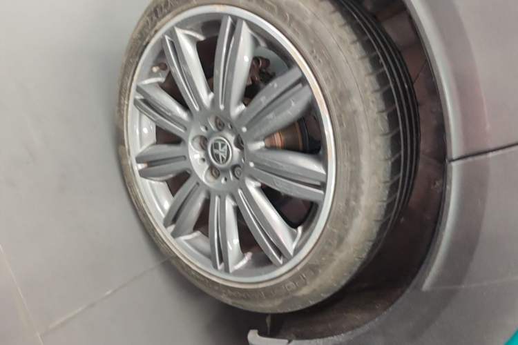 Used MINI Countryman 2018 2.0T COOPER S ALL4 Artist Right Rear Wheel Hub