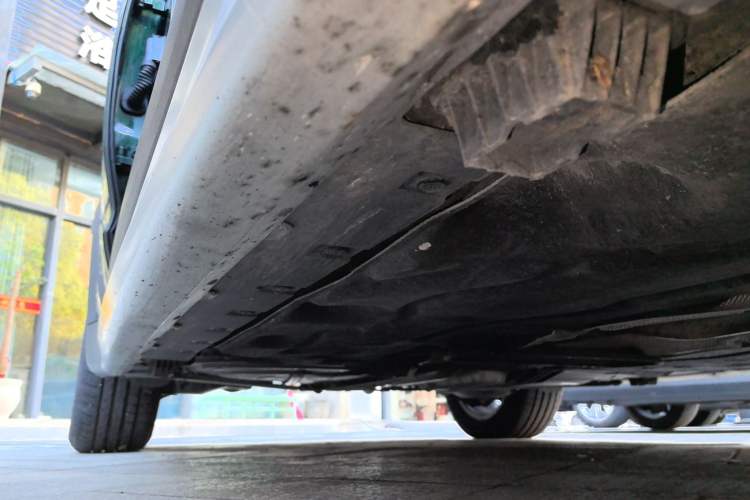 Used MINI Countryman 2018 1.5T COOPER ALL4 Classic Edition Right Side Sill