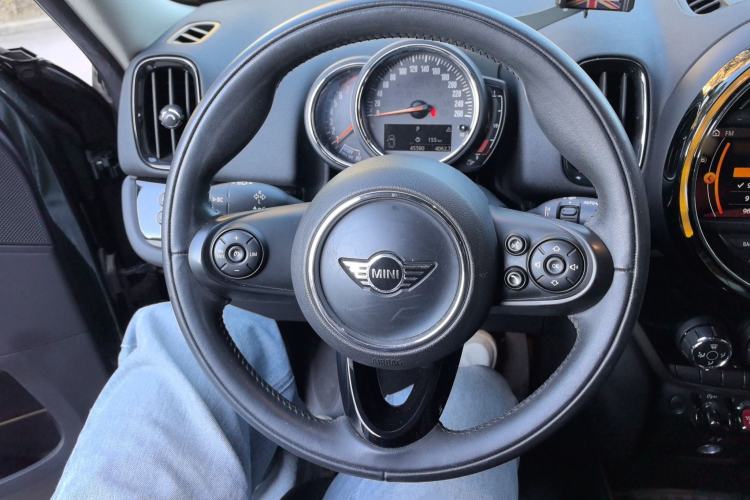 Used MINI Countryman 2018 1.5T COOPER ALL4 Classic Edition Steering Wheel