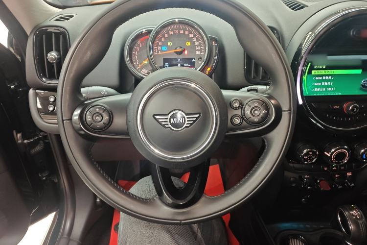 Used MINI Countryman 2018 1.5T COOPER ALL4 Classic Edition Steering Wheel