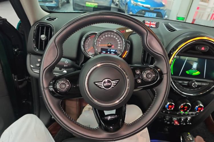 Used MINI Countryman 2018 2.0T COOPER S ALL4 Artist Steering Wheel