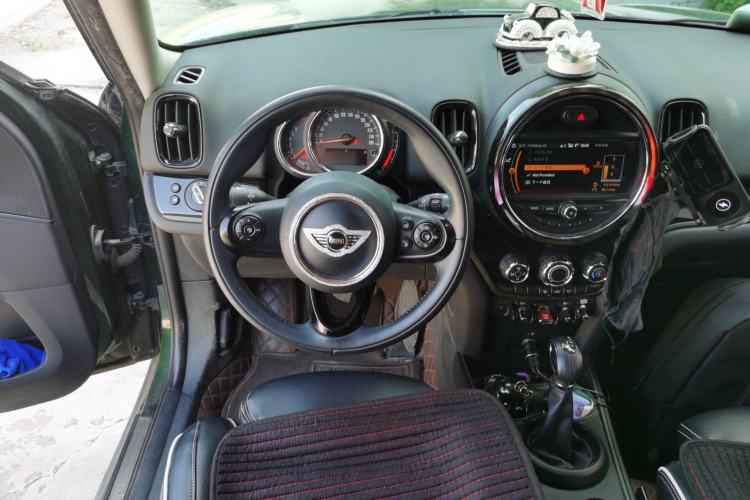 Used MINI Countryman 2018 1.5T COOPER ALL4 Classic Edition Steering Wheel