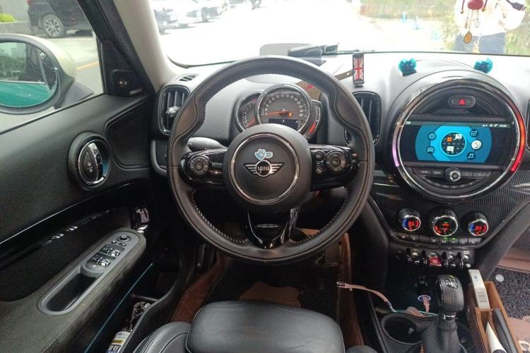 Used MINI Countryman 2018 2.0T COOPER S ALL4 Artist Steering Wheel