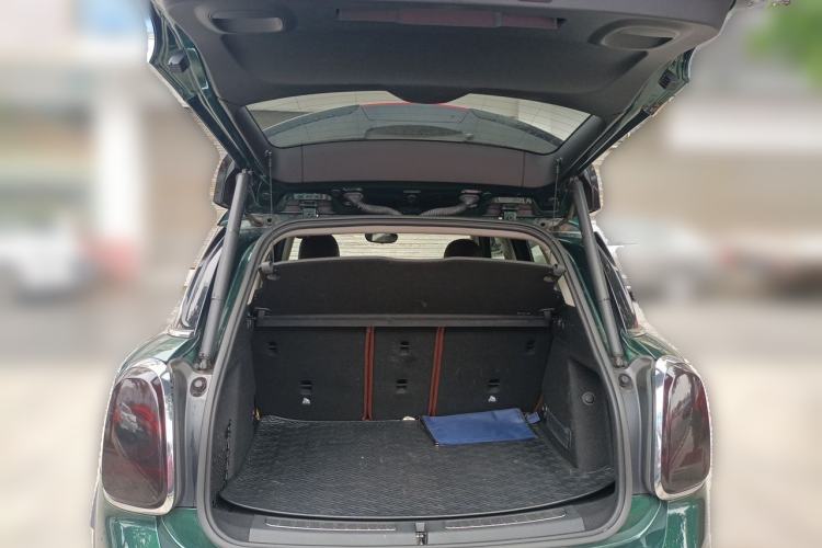 Used MINI Countryman 2018 1.5T COOPER Classic Edition Trunk