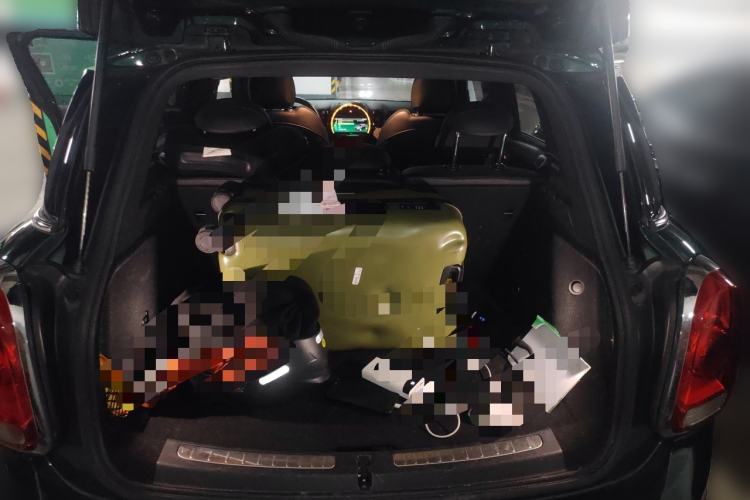 Used MINI Countryman 2018 1.5T COOPER ALL4 Racing Driver Trunk