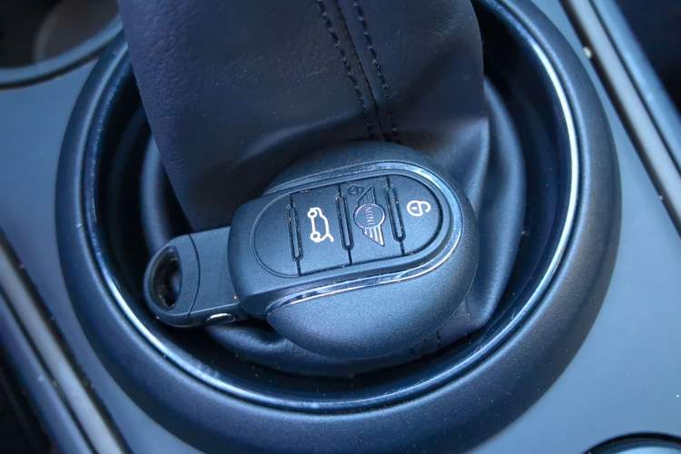 Used MINI Countryman 2018 1.5T COOPER ALL4 Classic Edition Vehicle Key