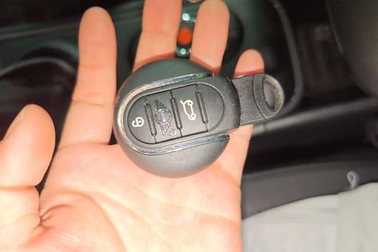 Used MINI Countryman 2018 2.0T COOPER S ALL4 Artist Vehicle Key