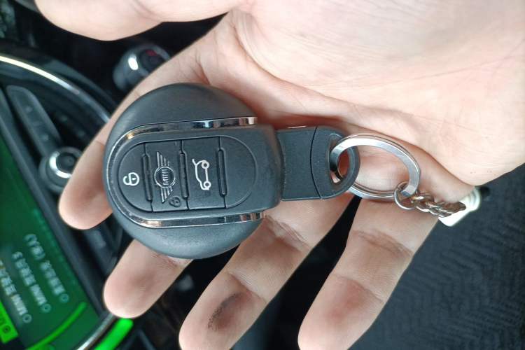 Used MINI Countryman 2018 1.5T COOPER Classic Edition Vehicle Key