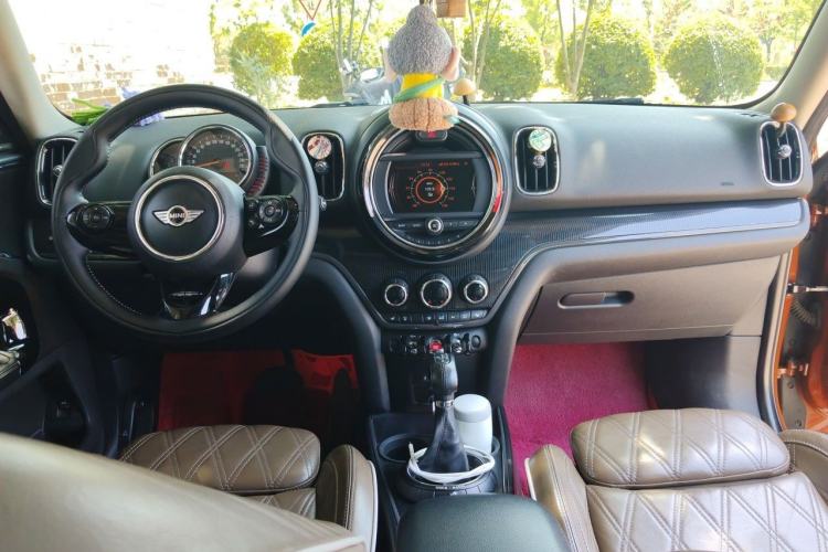 Used MINI Countryman 2018 2.0T COOPER S ALL4 Artist Center Console