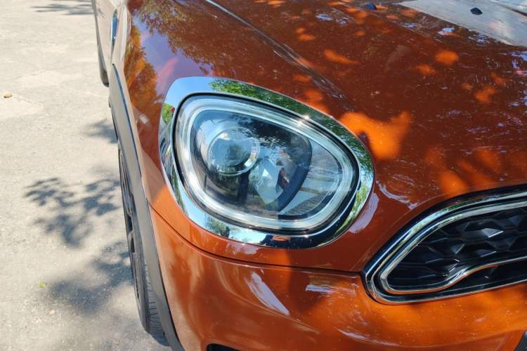 Used MINI Countryman 2018 2.0T COOPER S ALL4 Artist Right Front Headlight