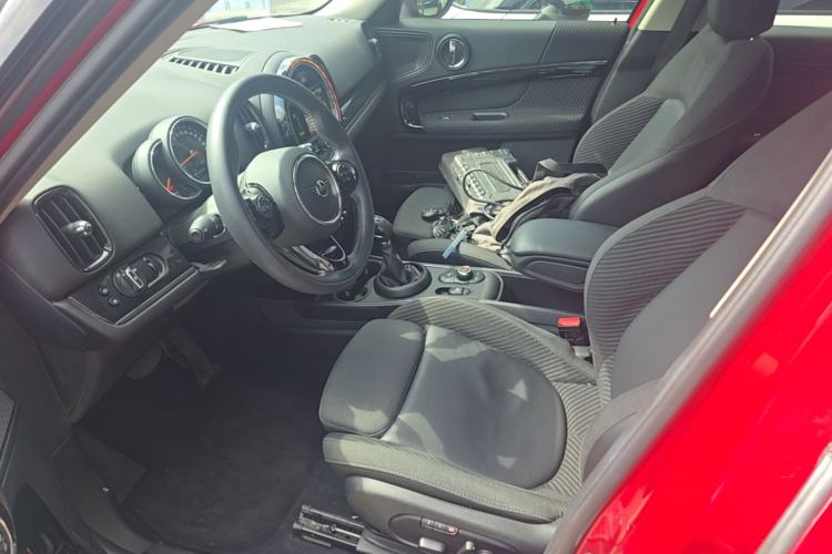 Used MINI Countryman 2018 1.5T COOPER Artist Left Front Seat