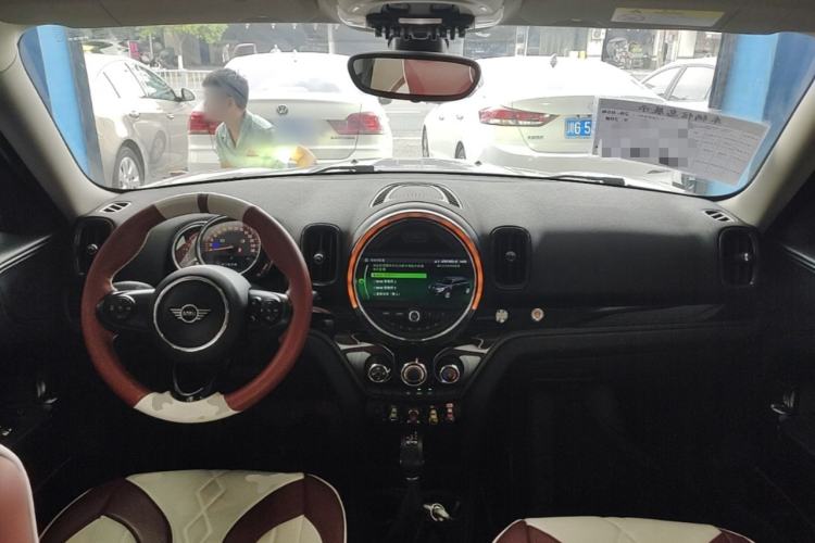 Used MINI Countryman 2018 1.5T COOPER Special Edition Center Console