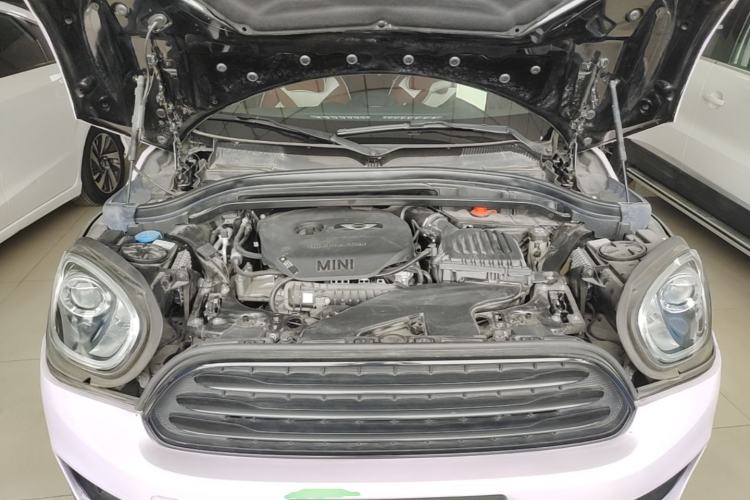 Used MINI Countryman 2018 1.5T COOPER Special Edition Engine Bay