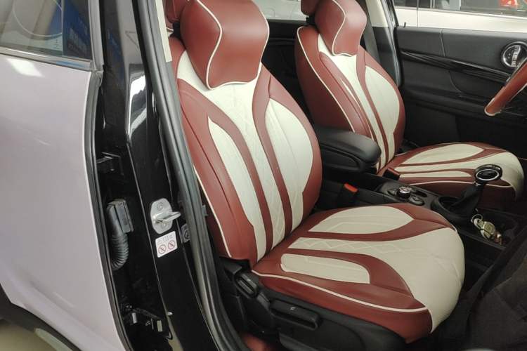 Used MINI Countryman 2018 1.5T COOPER Special Edition Right Front Seat